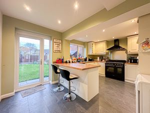 Photo 15- click for photo gallery